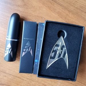 *NEW*LIMITED EDITION MAC Star Trek pin & lipstick